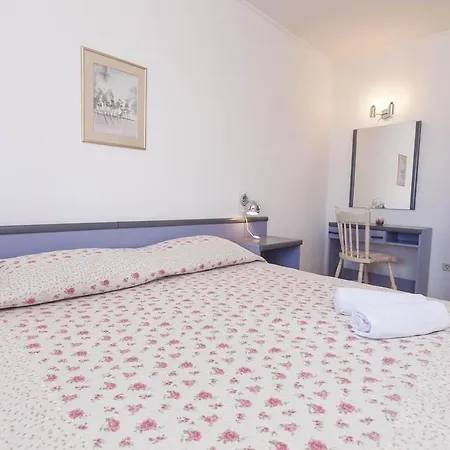 아파트 Ivan & Tonka