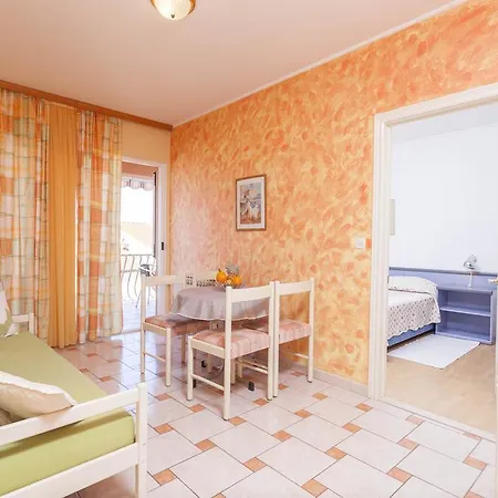 Ivan & Tonka Apartman Tučepi